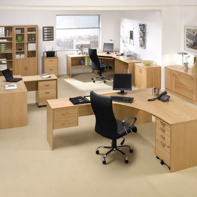 O2Designer Elegant Office Workspace Setup